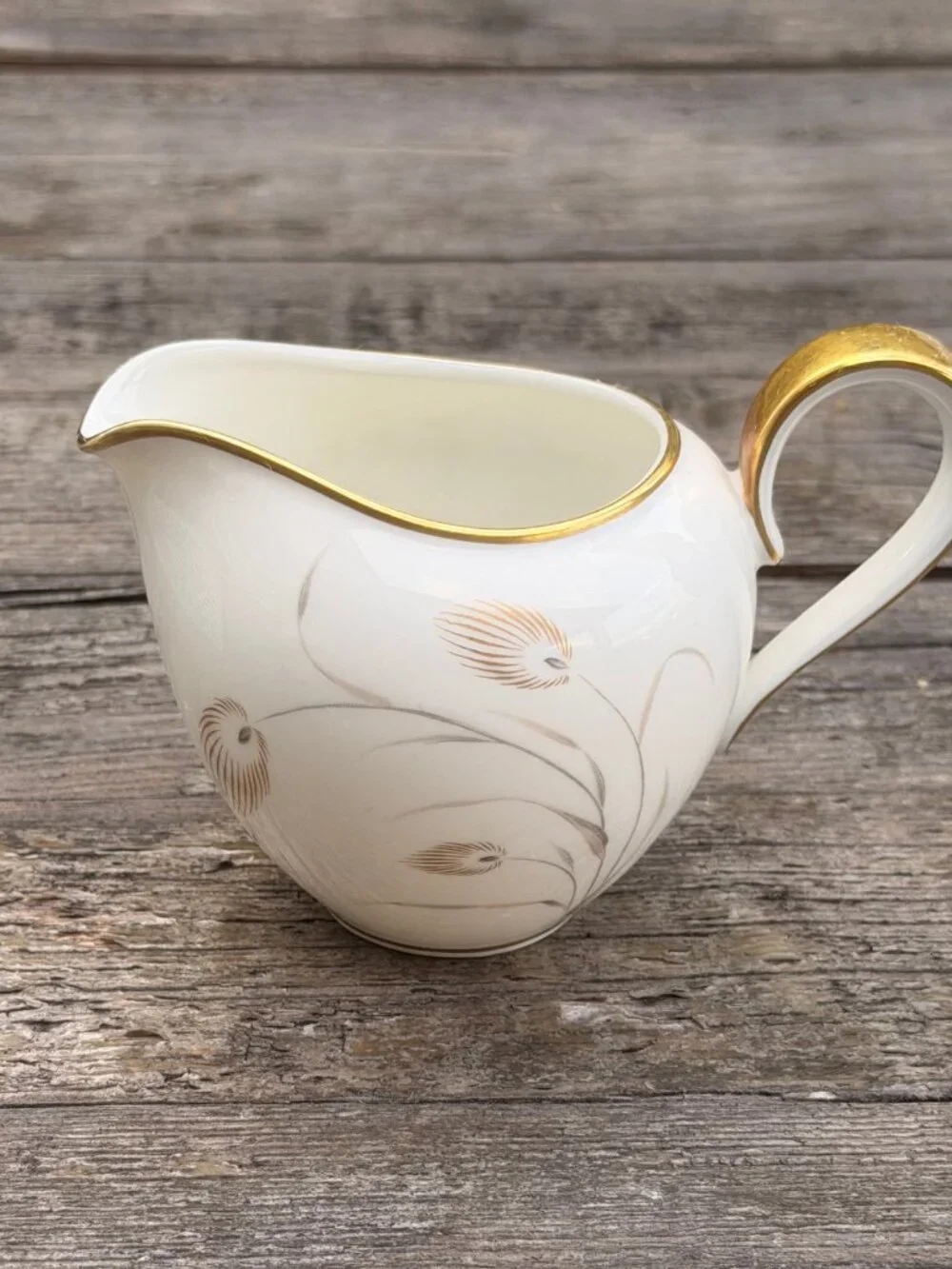 Vintage Heinrich H & C Co Selb Bavaria Germany Anmut Coffee Creamer Gold Rim